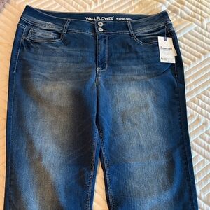 Wallflower Women's Dark Blue Straight Leg Jeans